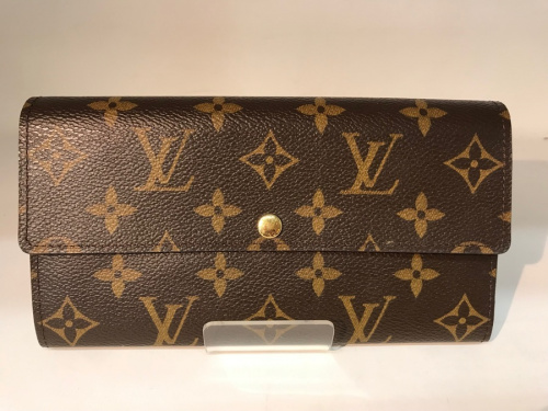 財布のLOUIS VUITTON