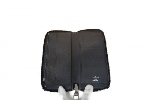 財布のLOUIS VUITTON