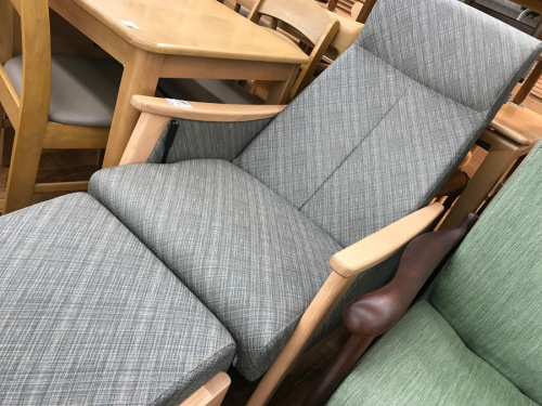 家具のソファ