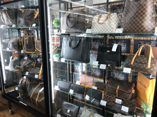 ブランド・ラグジュアリーのLOUIS VUITTON