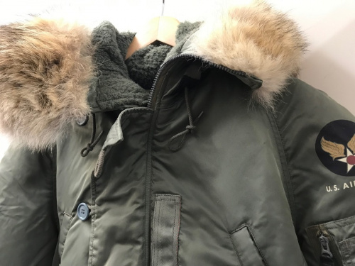 メンズファッションのアノラックパーカー