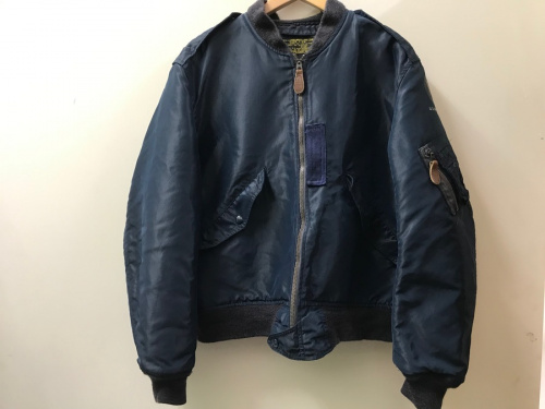 BUZZ RICKSON'Sのフライトジャケット