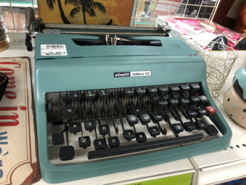 雑貨の入間　狭山　飯能　所沢　日高　川越　中古家具　安い家具　インテリア