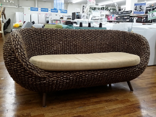 家具のソファ