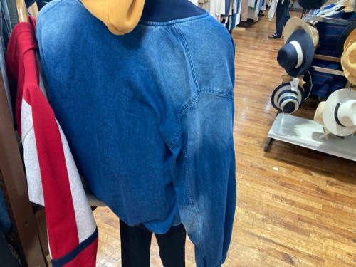 シャツのCreative
