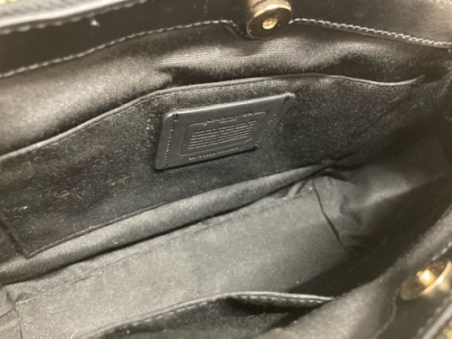 ショルダーバッグのCOACH