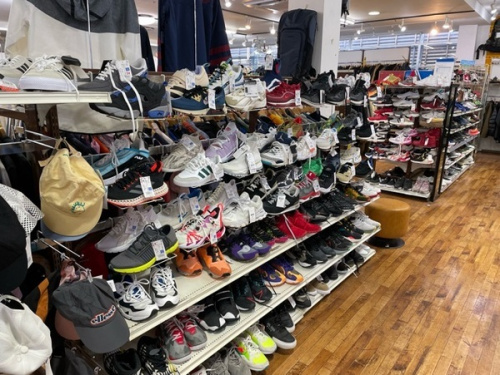 レディースファッションの入間店古着