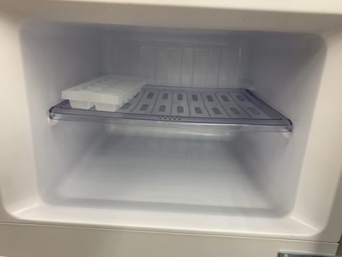 冷蔵庫の2ドア冷蔵庫