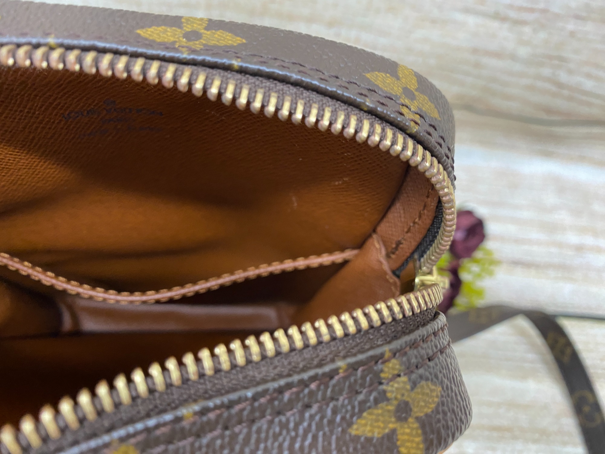 LOUIS VUITTON(ルイ・ヴィトン)のショルダーバッグ”モノグラム LOUIS VUITTON(ルイ・ヴィトン)のショルダーバッグ”モノグラム