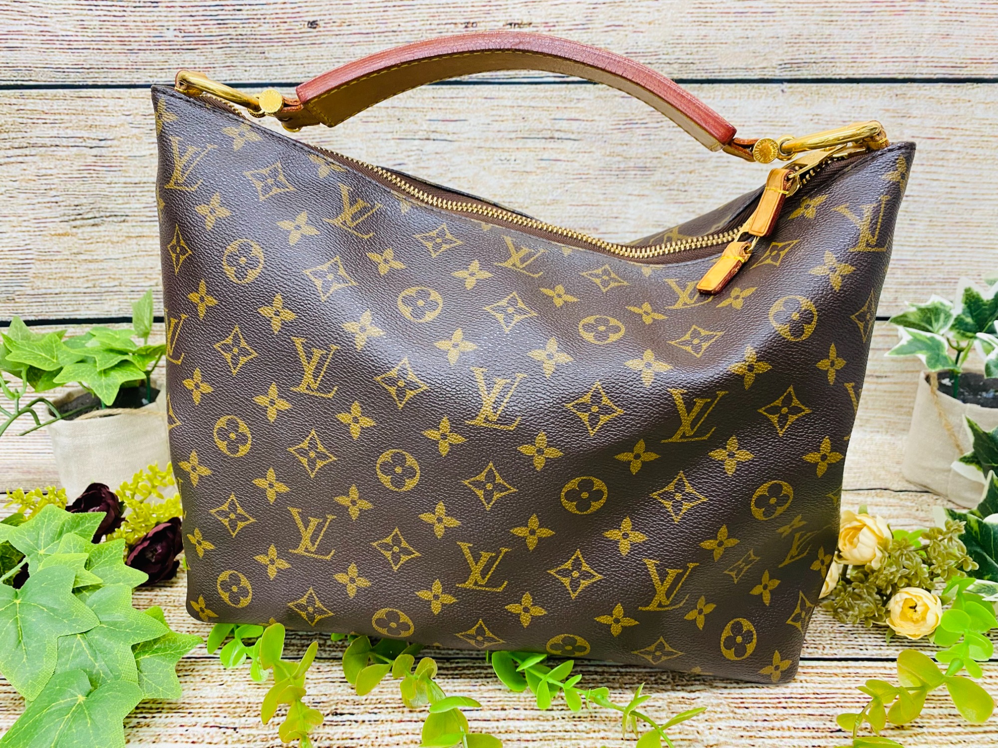 LOUIS VUITTON(ルイ・ヴィトン)のショルダーバッグ LOUIS VUITTON(ルイ・ヴィトン)のショルダーバッグ