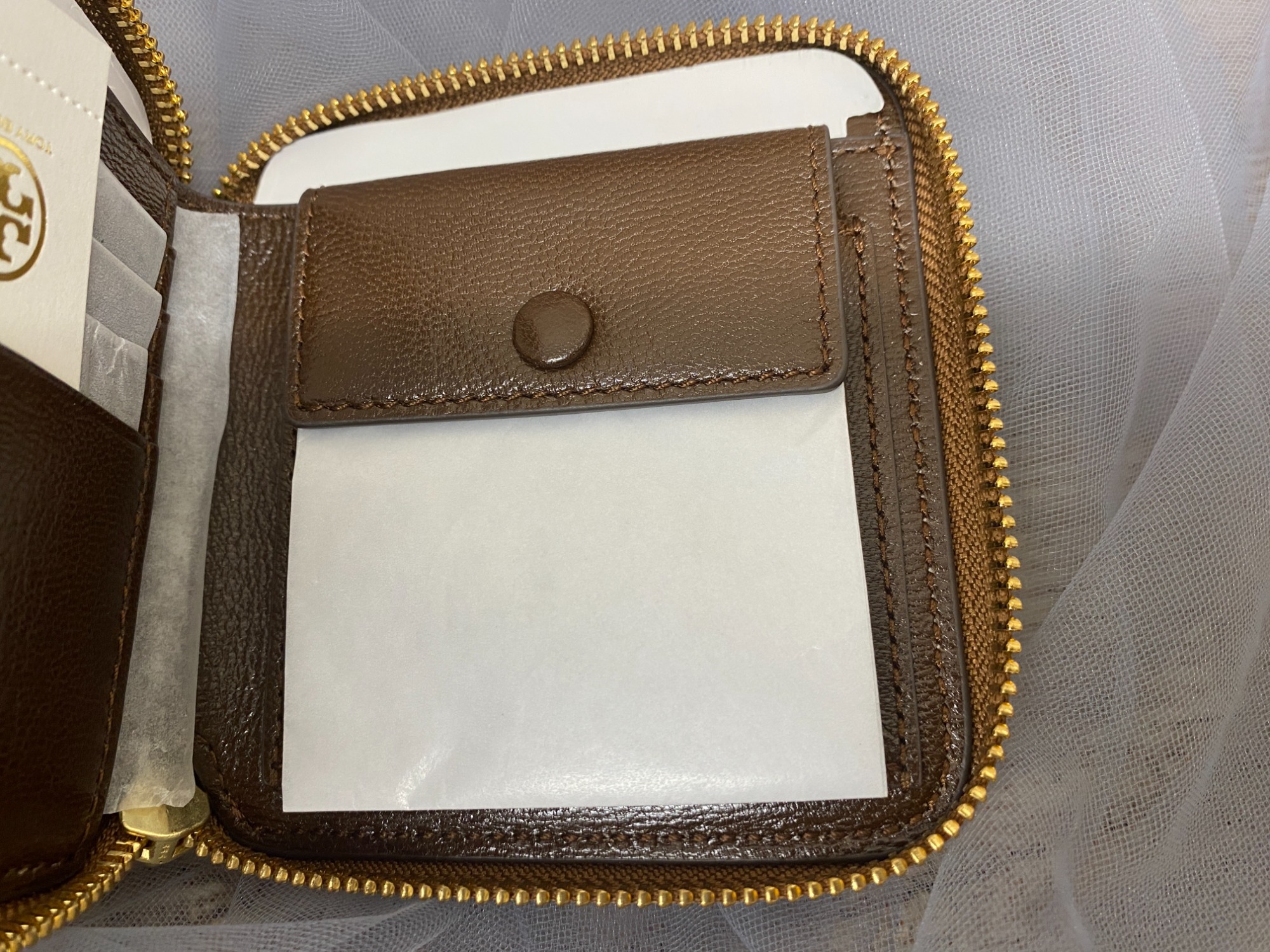 TORY BURCH(トリーバーチ)のファスナー2つ折り財布を買取入荷