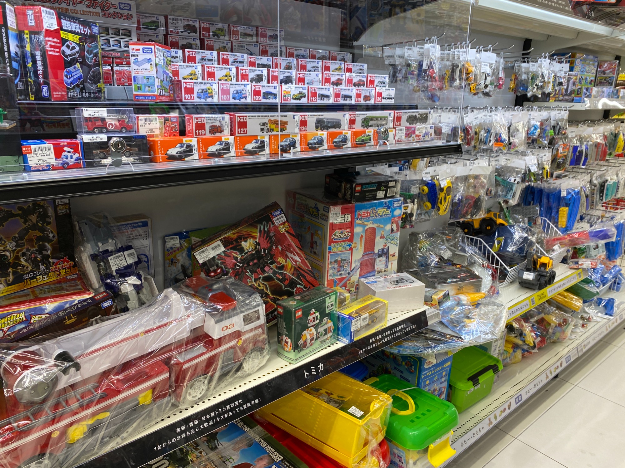 トミカ 大量 約100台 minicar-kenbox_4904810467427