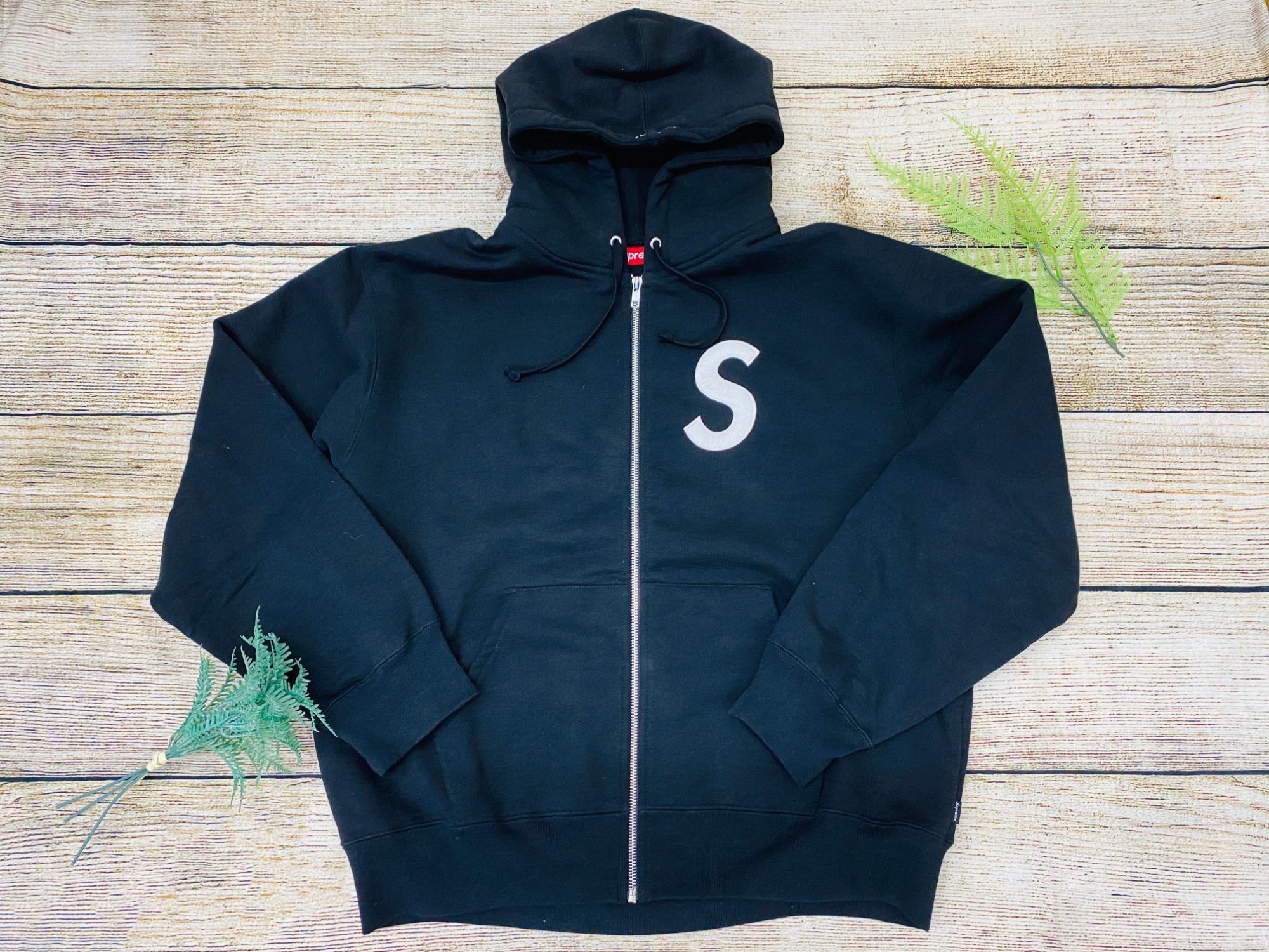 メンズ衣類買取募集中】Supreme（シュプリーム）のSロゴ ジップアップ