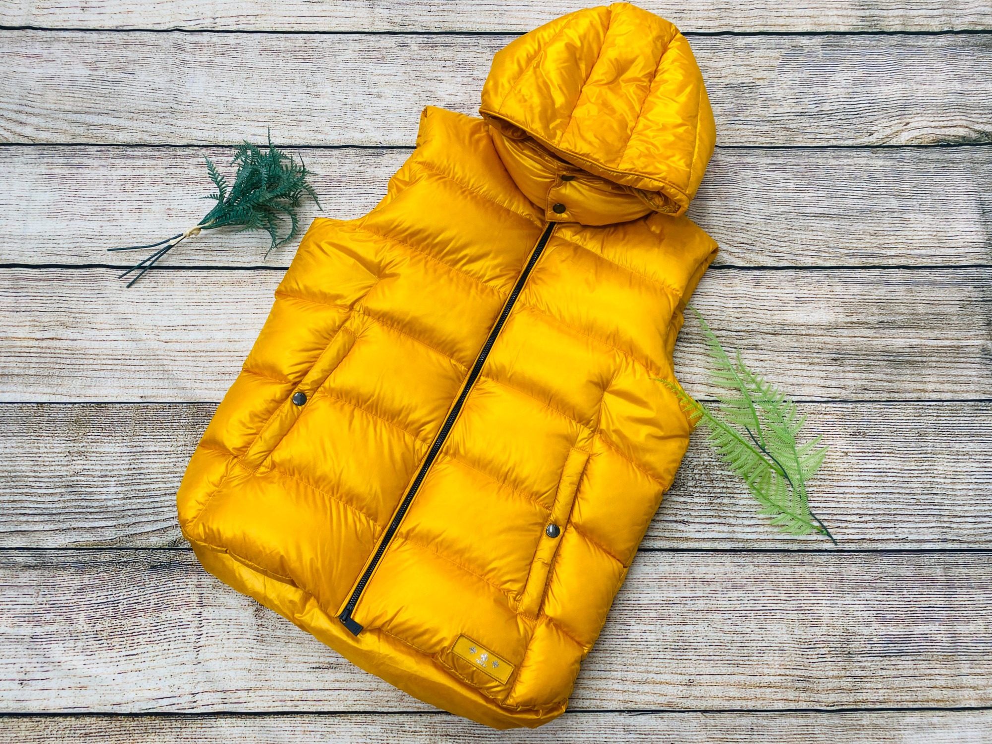 ダウンアイテム買取募集中】TATRAS（タトラス）のダウンベスト