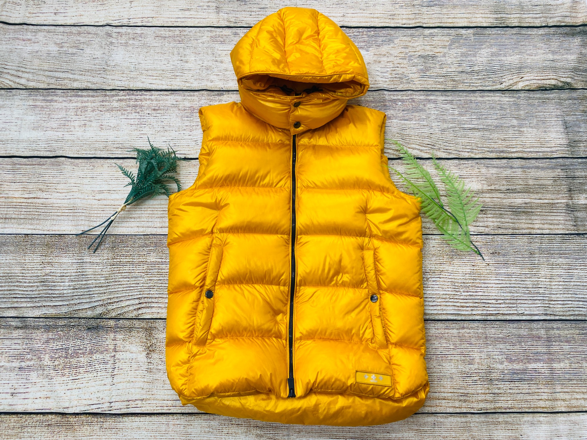 ダウンアイテム買取募集中】TATRAS（タトラス）のダウンベスト