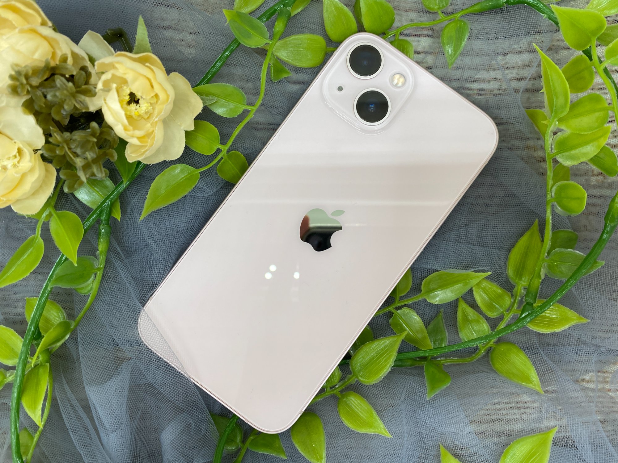 Apple / アップル】スマートフォン iPhone 13｜SIMフリーモデルが入荷