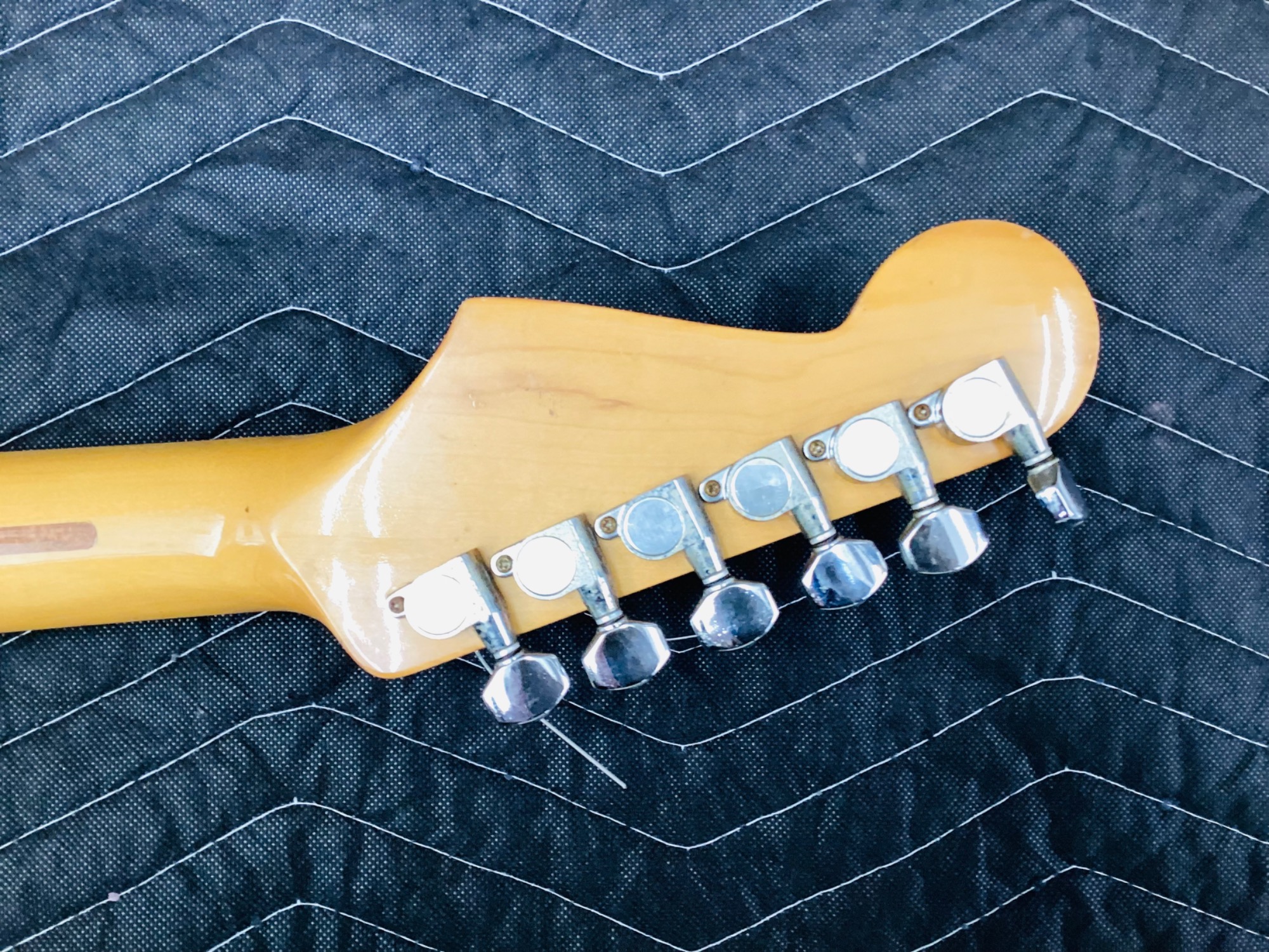 YAMAHAのエレキギター SR700 Super R'nroller ｽﾄﾗﾄｷｬｽﾀｰﾀｲﾌﾟが買取入荷