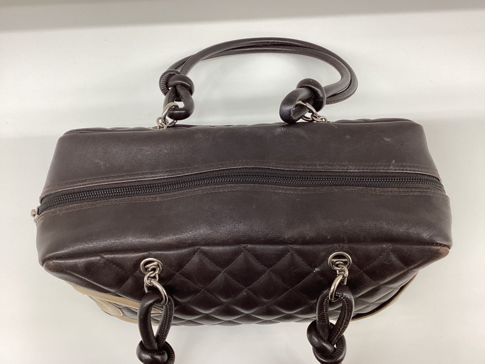 CHANEL（シャネル）カンボンライン ハンドバッグのご紹介です