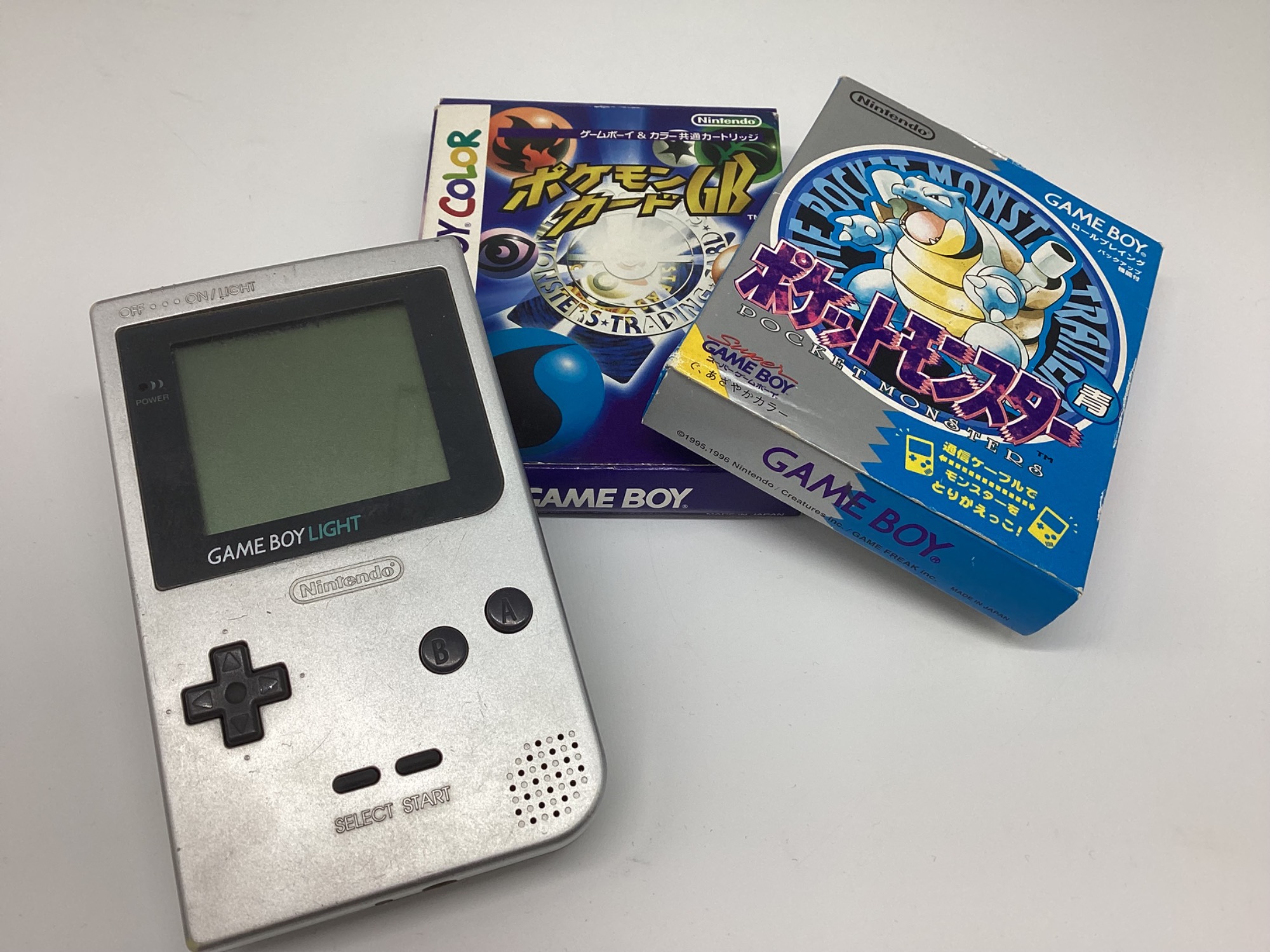 ゲームボーイlight本体＋ポケモンソフト2種が買取入荷いたしまし
