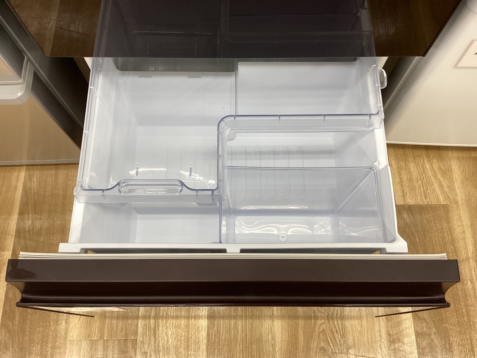 最終限定セール品　SHARP 冷蔵庫 SJ-GW35F-R 中古店舗近郊送料格安 シャープ 350L 3ドア冷蔵庫 SJ-GW35F-R