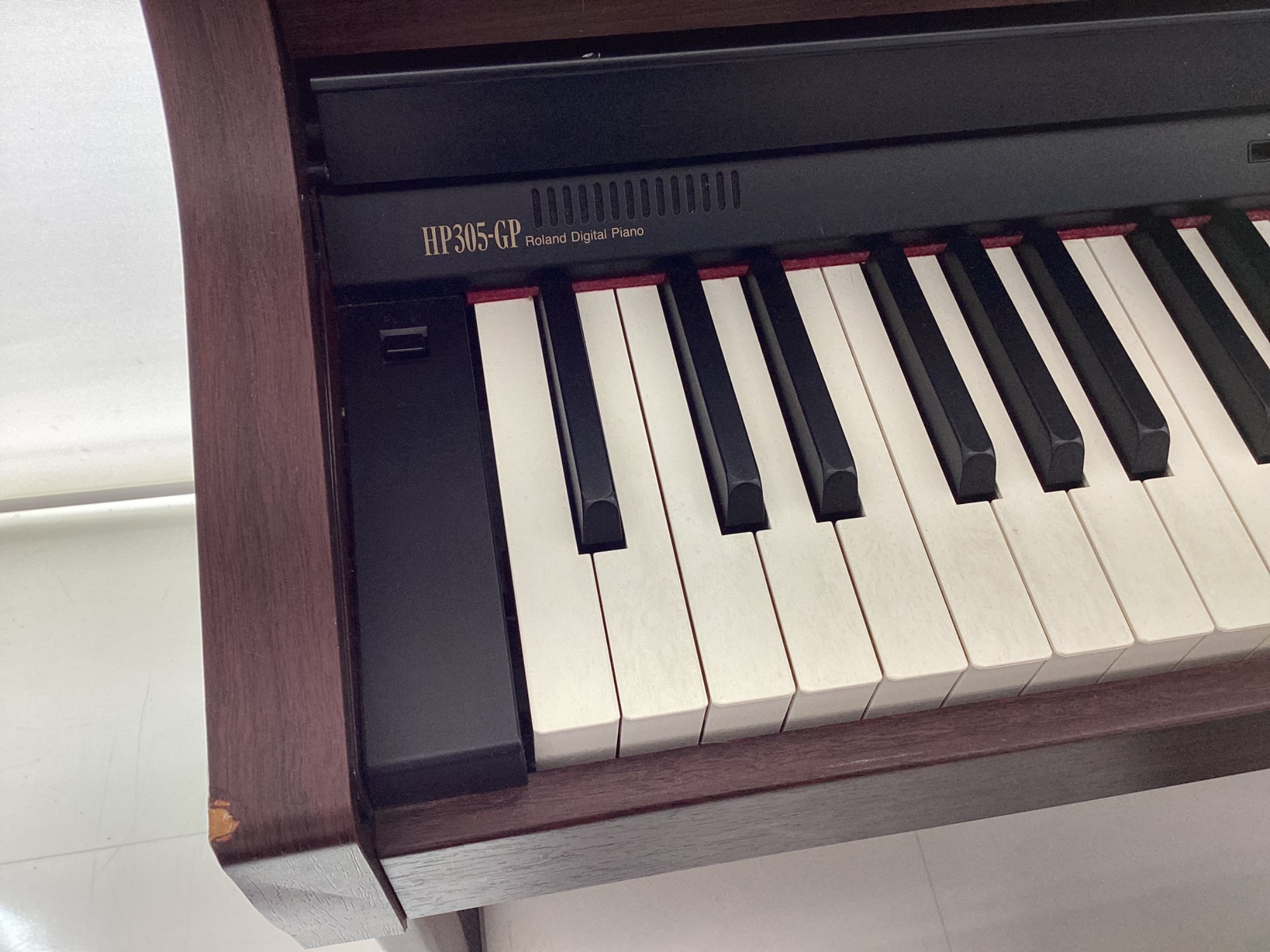 ローランド  電子ピアノ Roland  HP205-GP ローランド HPシリーズ HP205-GPの中古電子ピアノを格安で販売