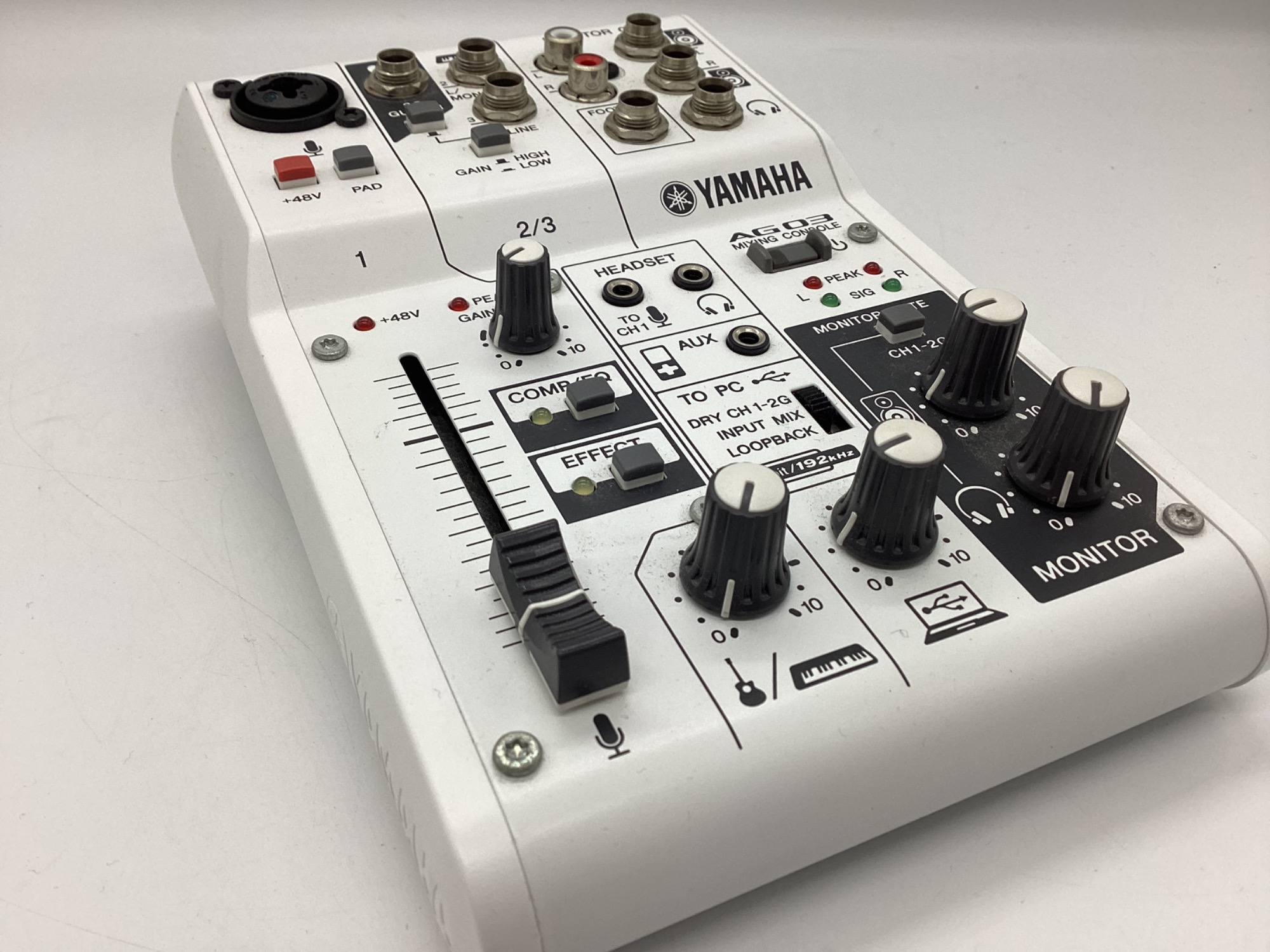 YAMAHAのライブストリーミングミキサー【AG03】のご紹介です