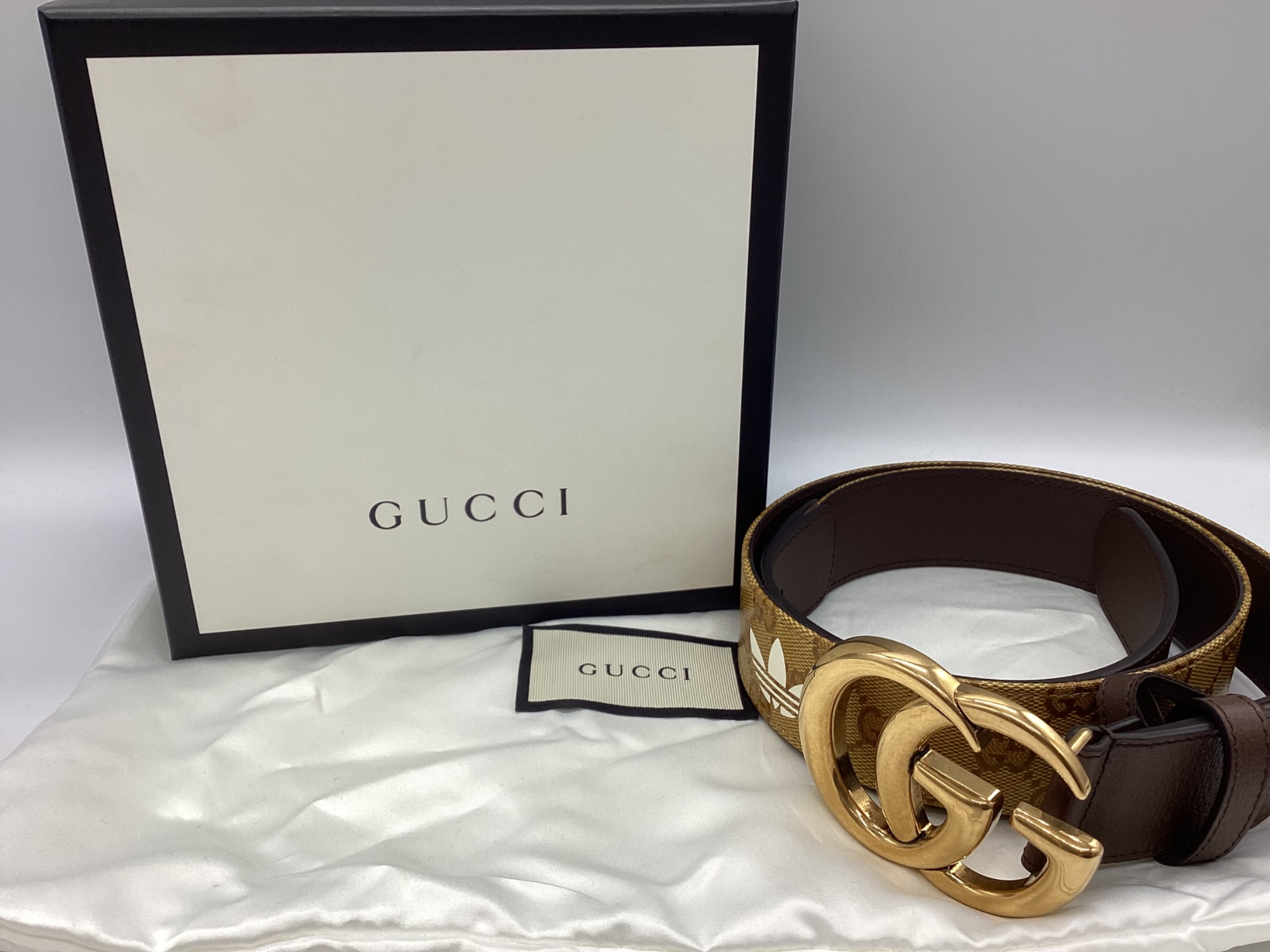 新品】adidas x Gucci トレフォイルベルト 【公式通販】