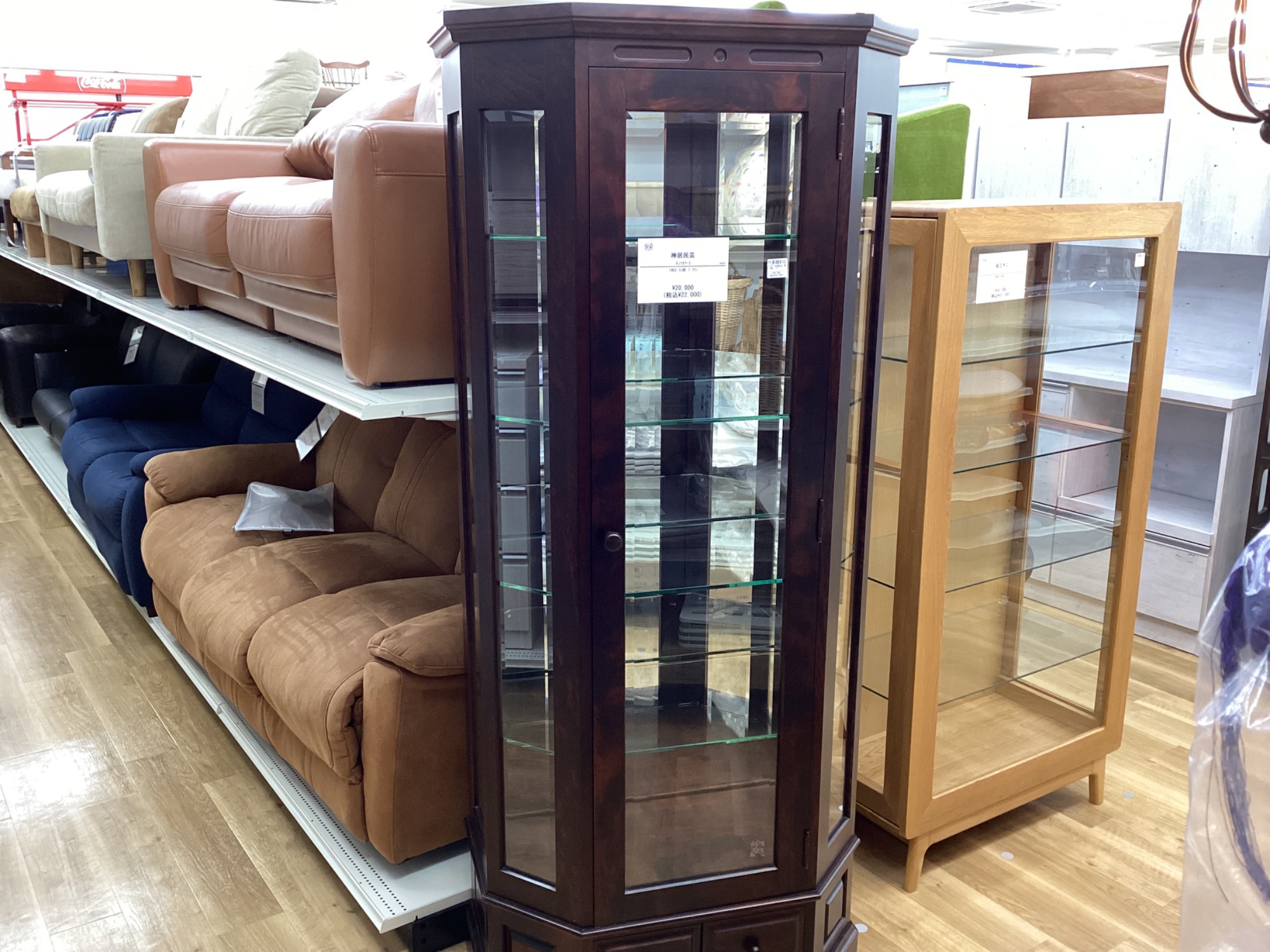 家具多数展示中】神居民芸 キュリオケースが買取入荷しました！｜2025