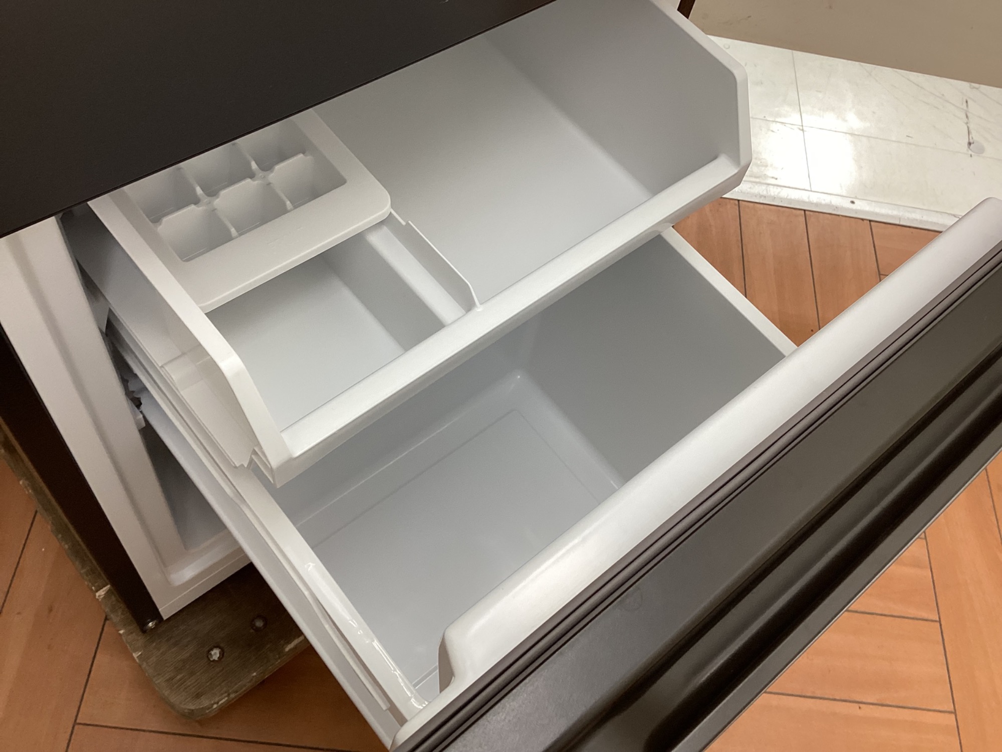 AQUA（アクア）の2ドア冷蔵庫【AQR-14R】2024年製が買取入荷いたしまし