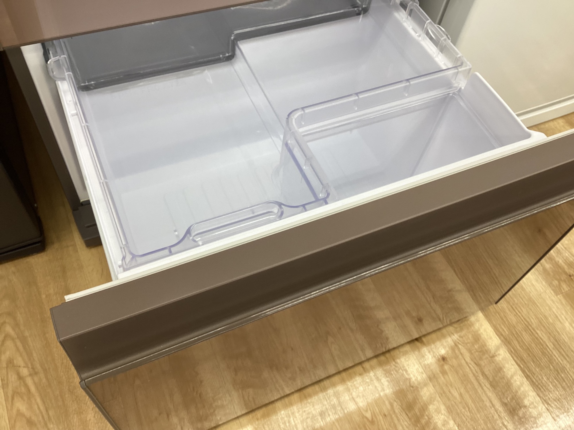 売場展示中！】SHARP（シャープ）の3ドア冷蔵庫【SJ-GW35C-T】のご紹介