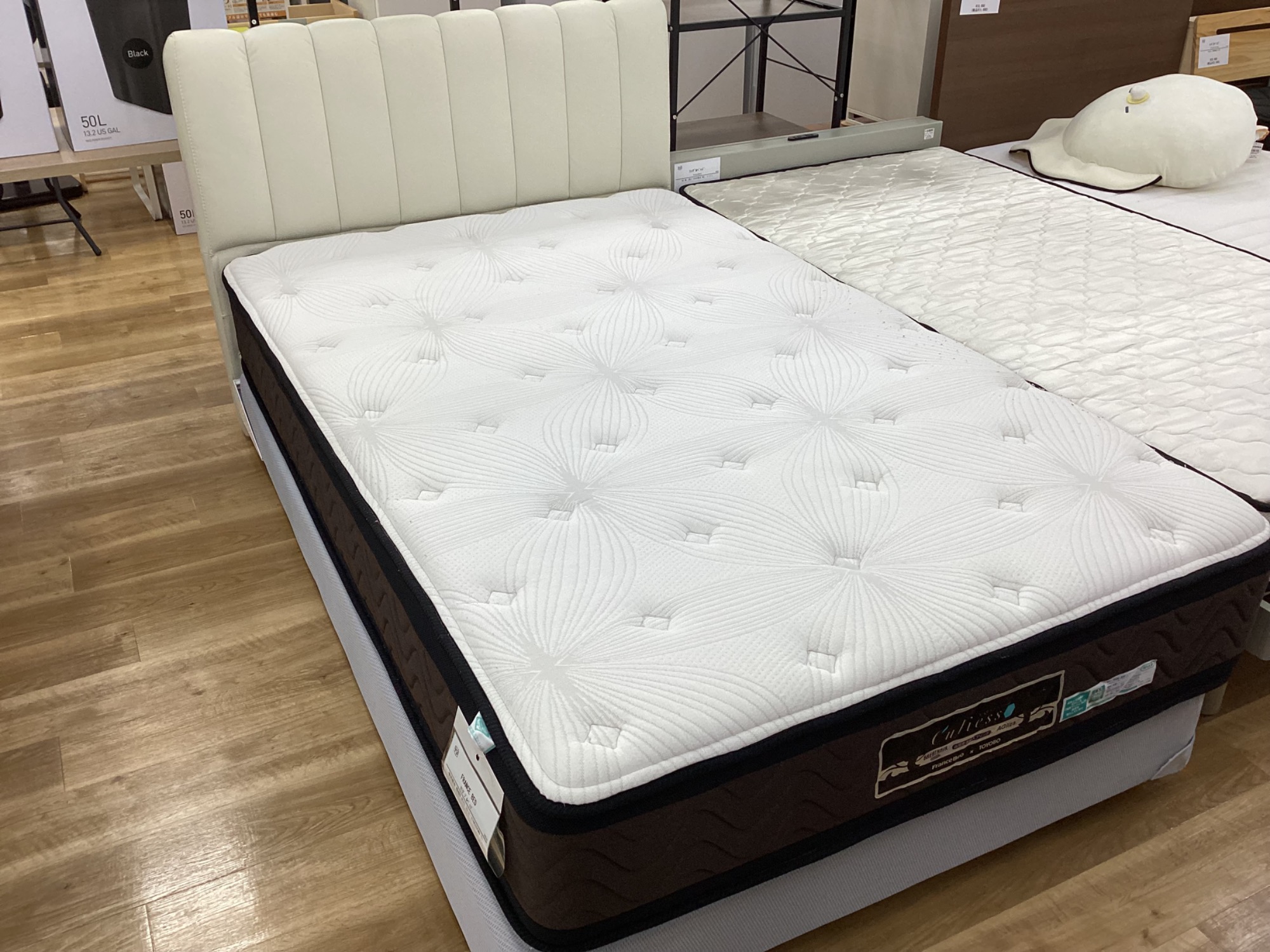 FRANCE BED　シングルベッド【トレファク岸和田】 全スタッフが感動した超絶寝心地の良いベッド。。。【吉川店】｜2019年