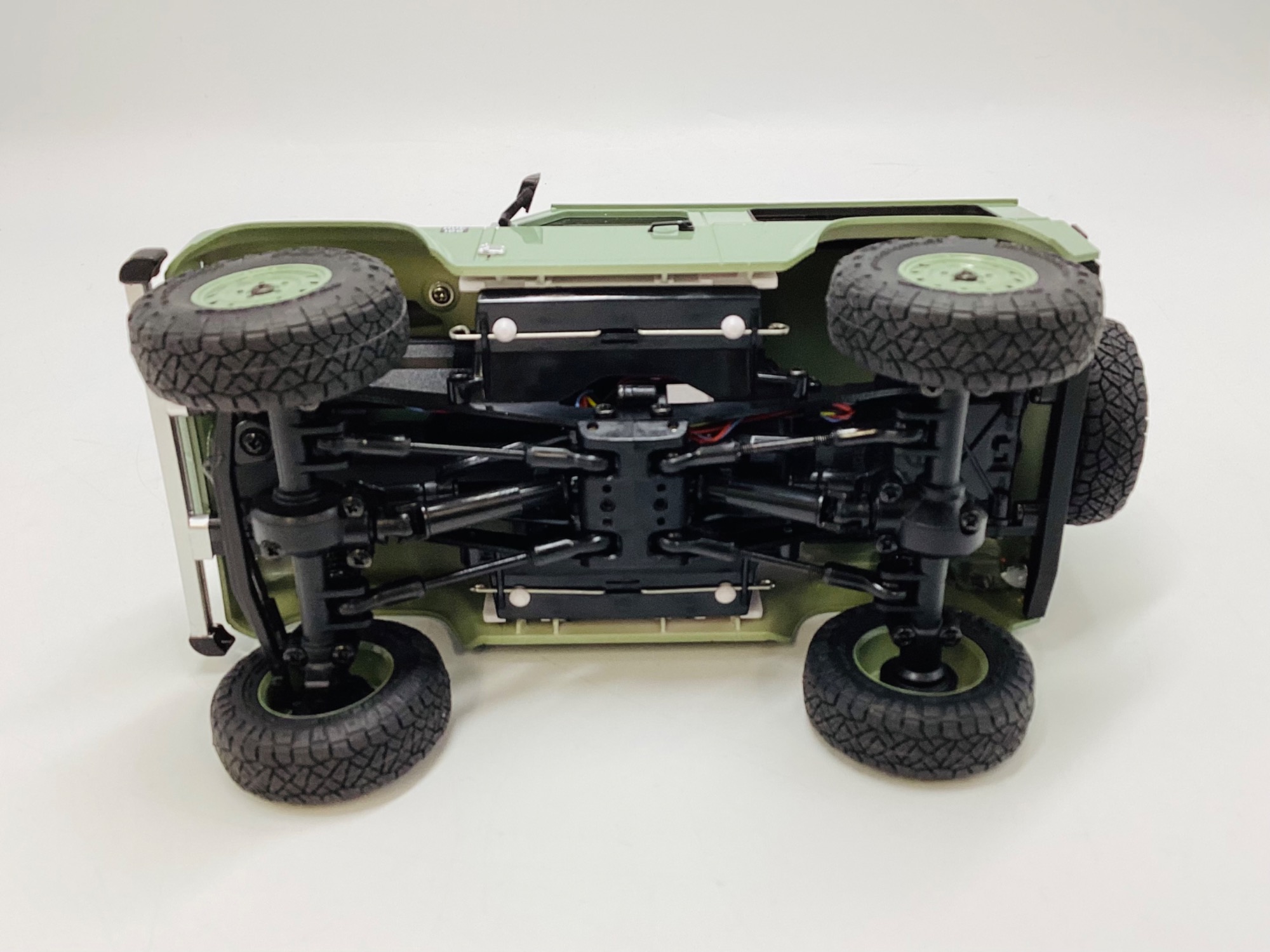 京商のラジコン【ミニッツ4X4 ランドローバー ディフェンダー 90