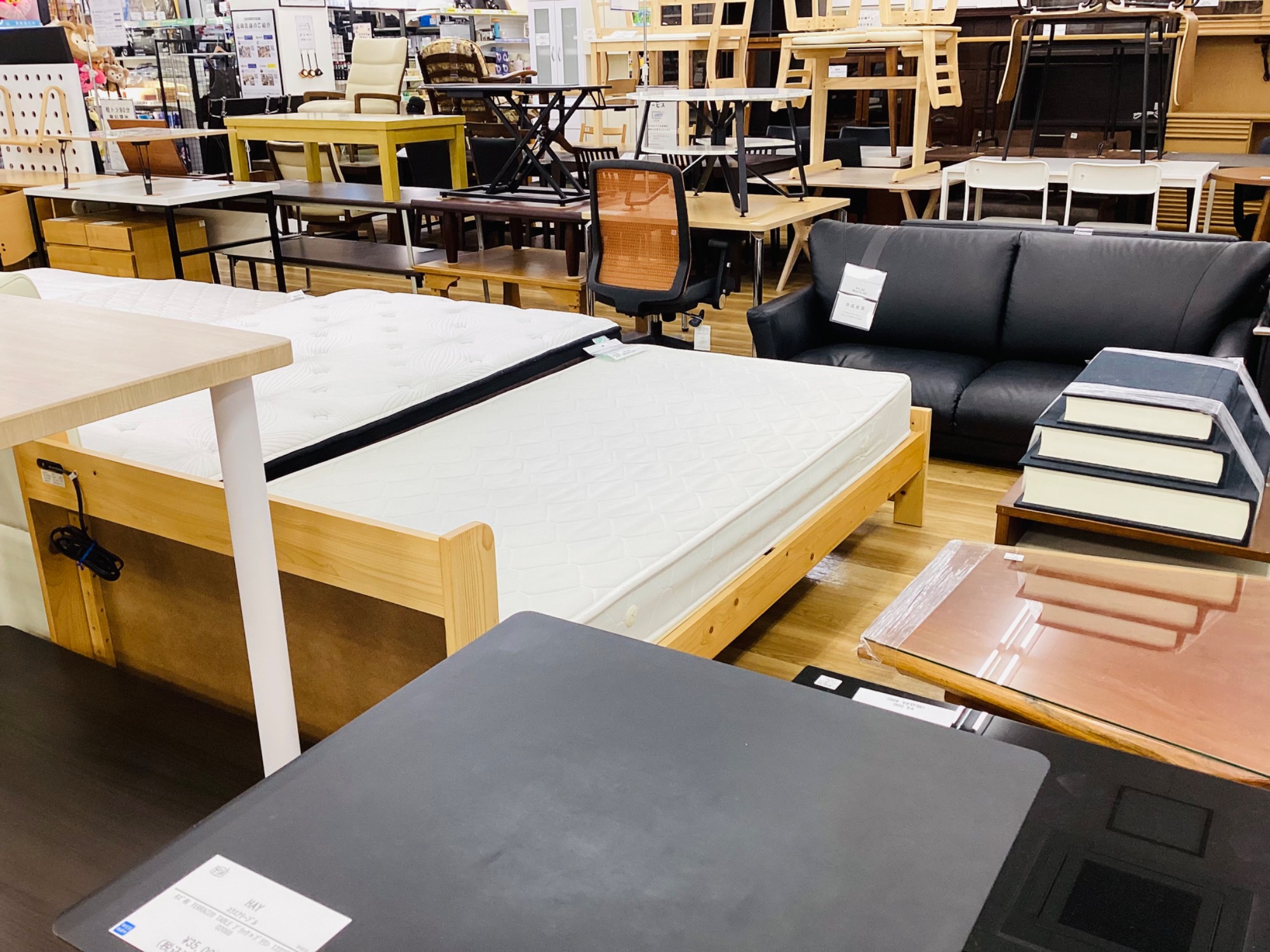 家具多数展示中】Franc franc（フラン フラン）のエルドラド コスメ