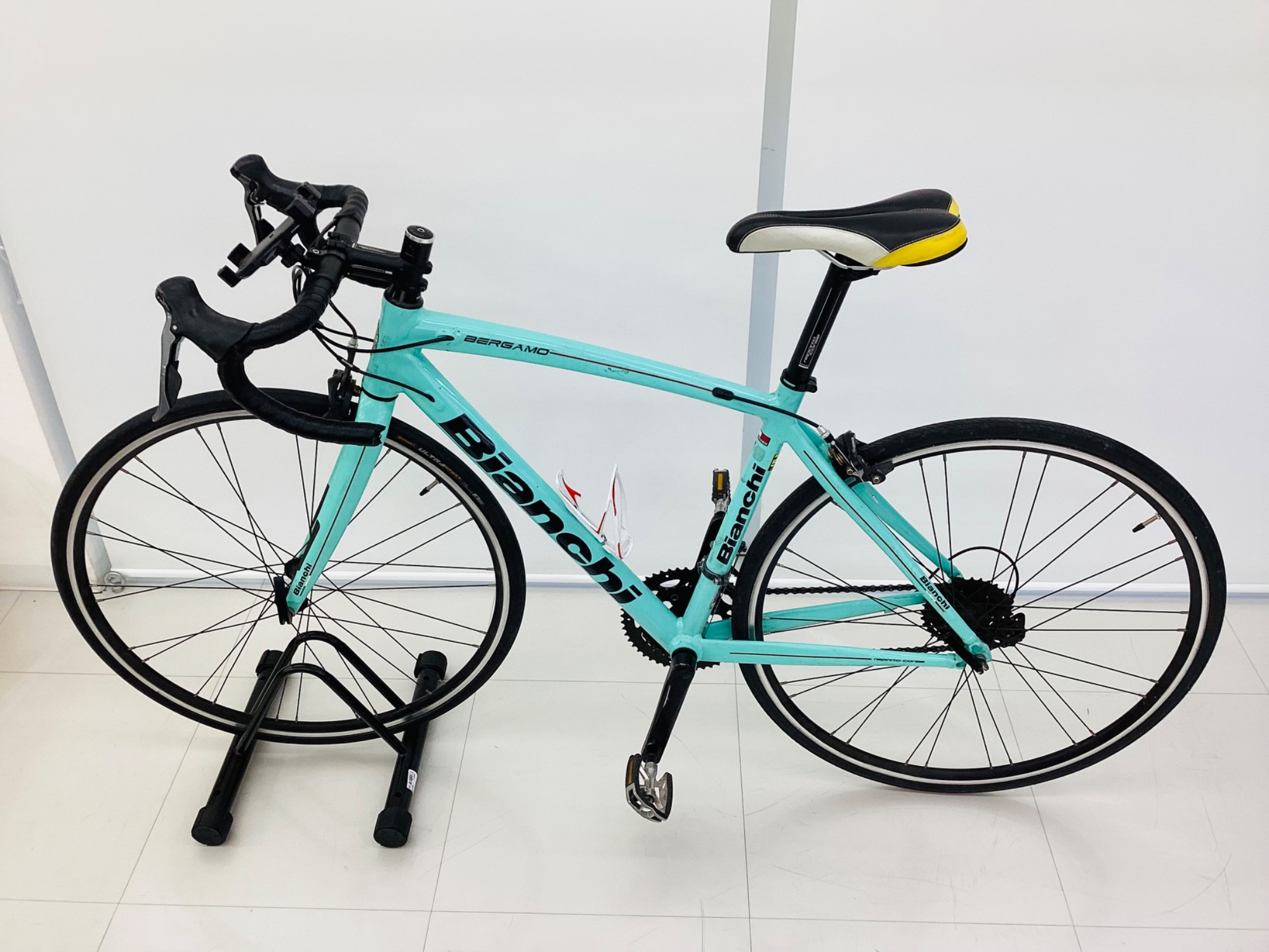 【トレファク摂津店】BIANCHI（ビアンキ）のロードバイク入荷しました‼︎ 中古自転車多数展示中】BIANCHI（ビアンキ）のロードバイク が買取入荷