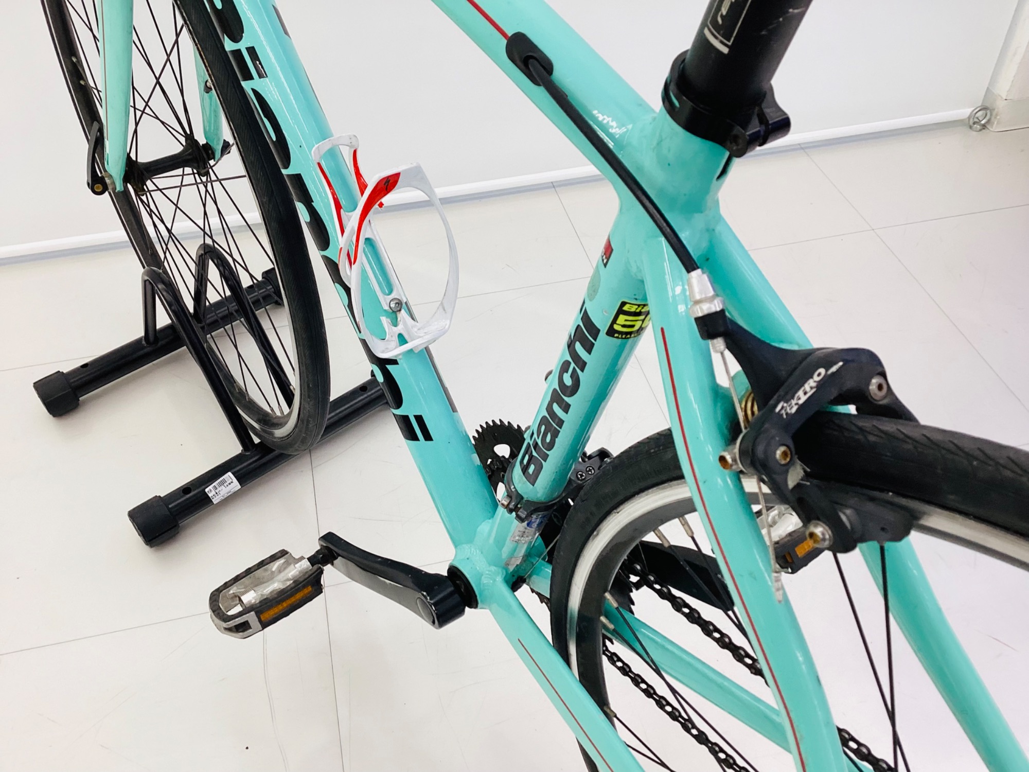 【トレファク摂津店】BIANCHI（ビアンキ）のロードバイク入荷しました‼︎ BIANCHI(ビアンキ) ロードバイク VIA NIRONEⅦ買取入荷しました
