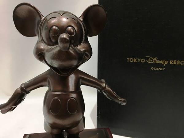 Disney Resort限定！ミッキーとミニーちゃんのブロンズ像買取