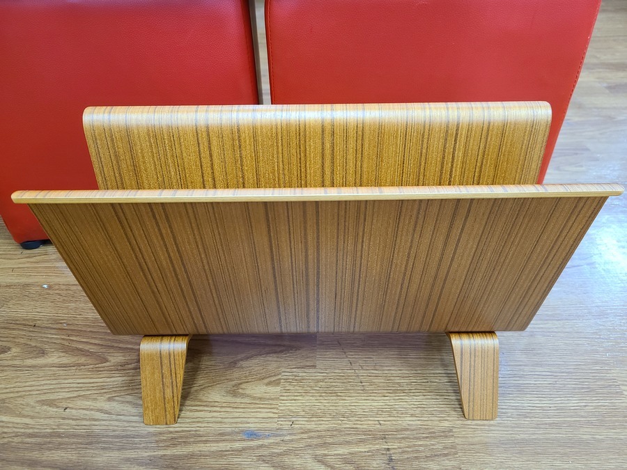 SAITO WOOD(サイトーウッド)のマガジンラックが入荷しました!【川越 SAITO WOOD(サイトーウッド)のマガジンラックが入荷しました!【川越