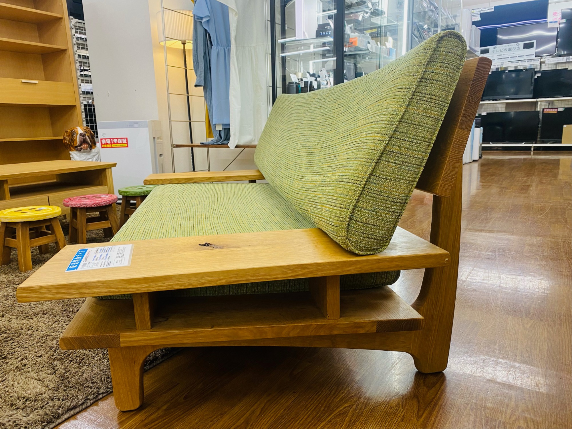 飛騨産業】森のことば 2人掛けソファー入荷しました！｜2022年08月14日｜リサイクルショップ トレジャーファクトリー（トレファク）川越店