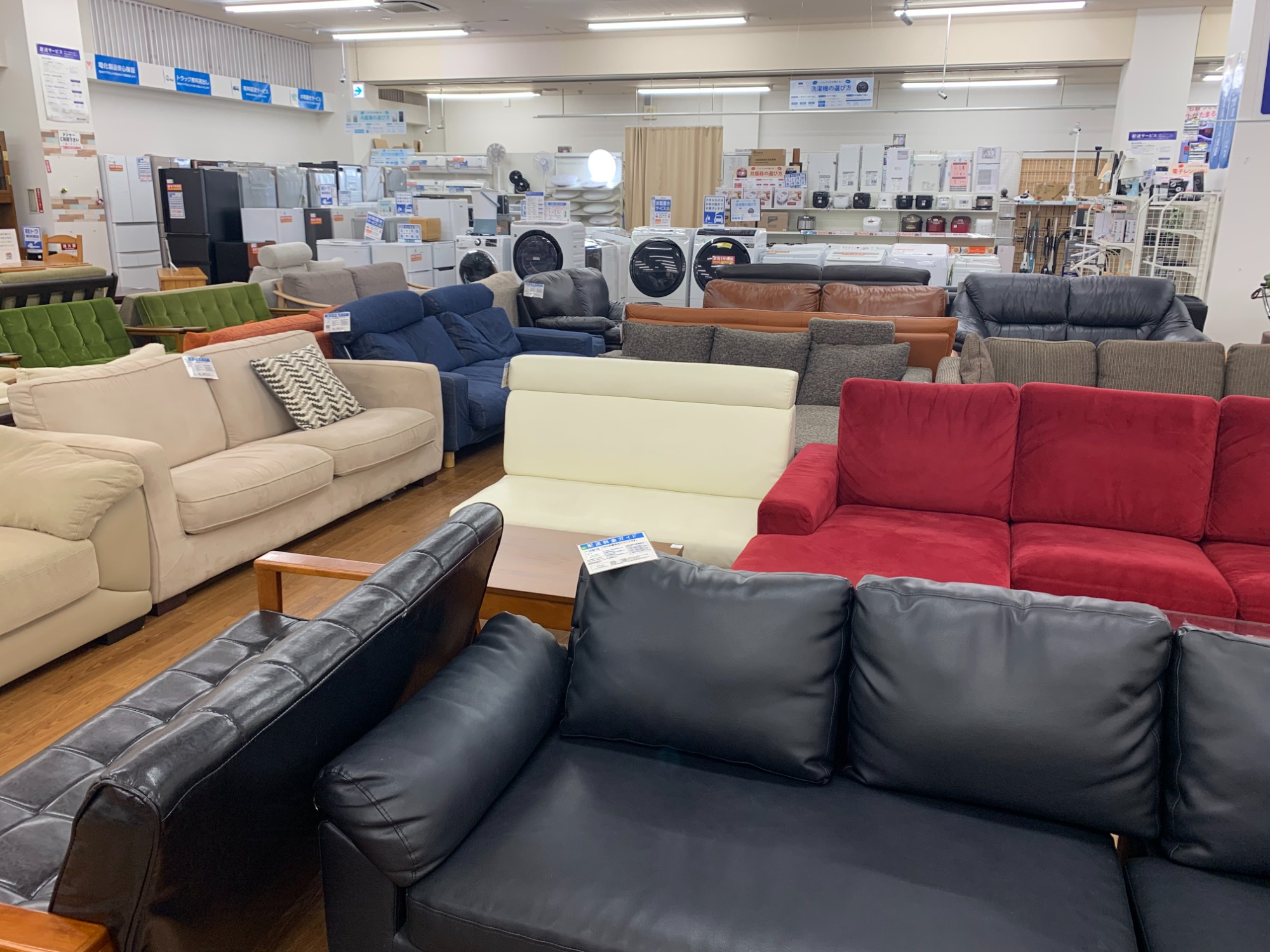 無印良品】リビングでもダイニングでもつかえるソファチェアが入荷しま