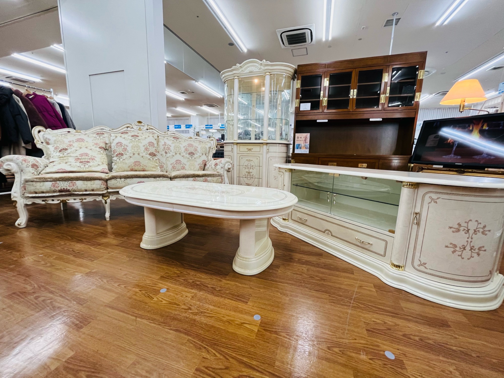 高級感のあるエレガントな家具たちのご紹介！｜2023年02月20日  