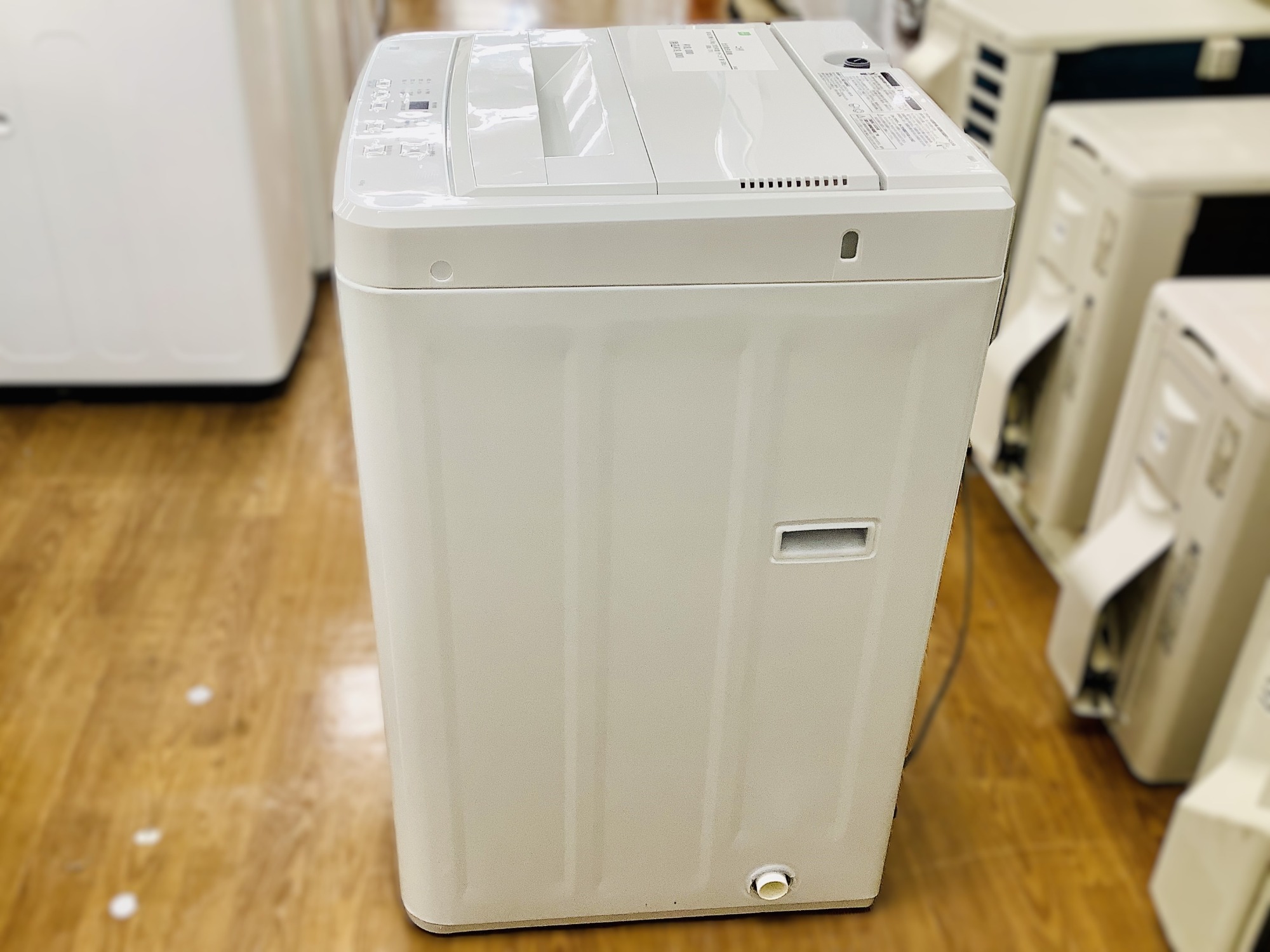極美品！女性オーナー！ニトリ全自動洗濯機NT45T1WH 2025年製 極美品！女性オーナー！ニトリ全自動洗濯機NT45T1WH 2025年製