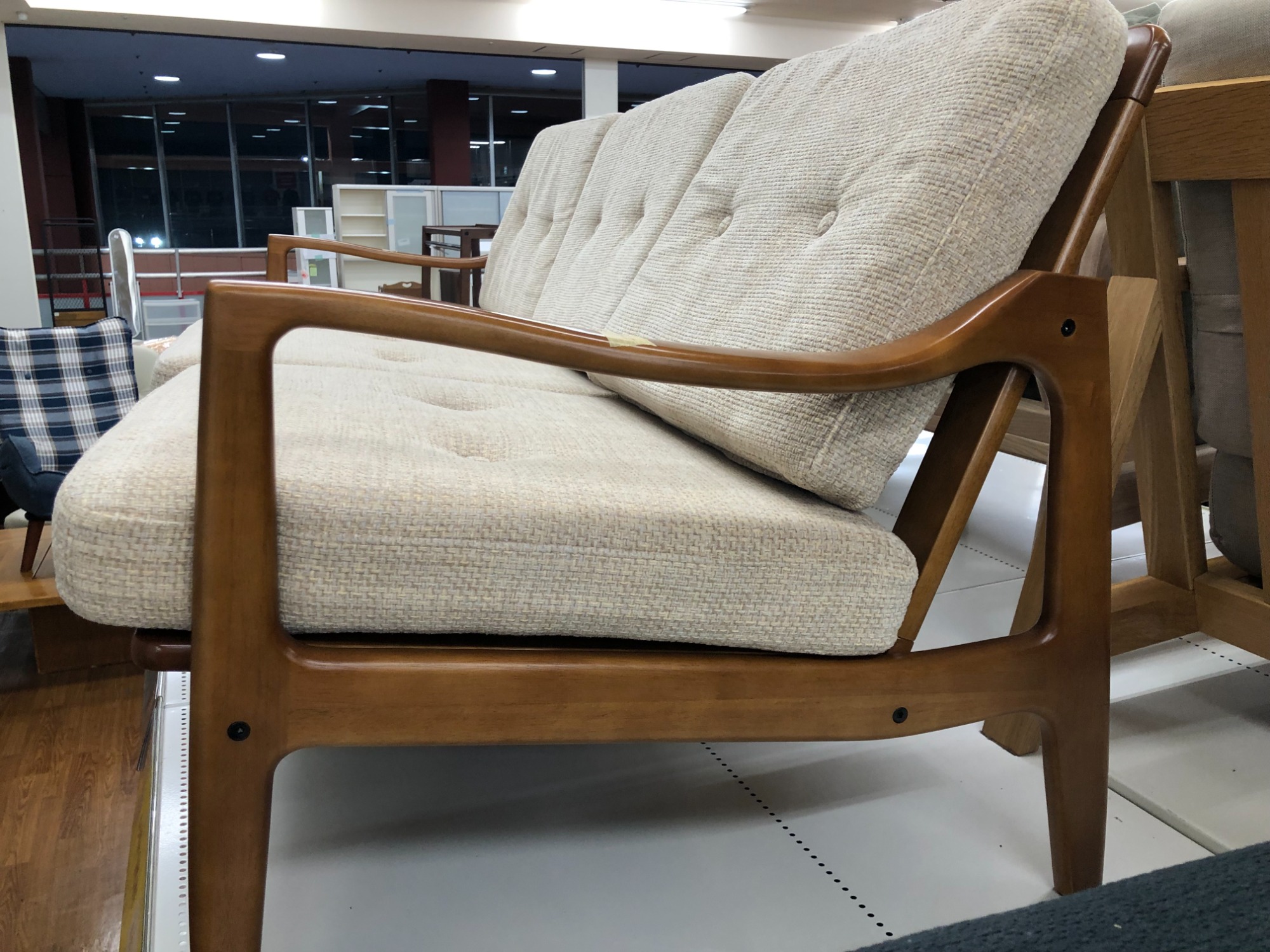 快適にくつろげる！！カリモク60ソファーが入荷しました！｜2025年08月  