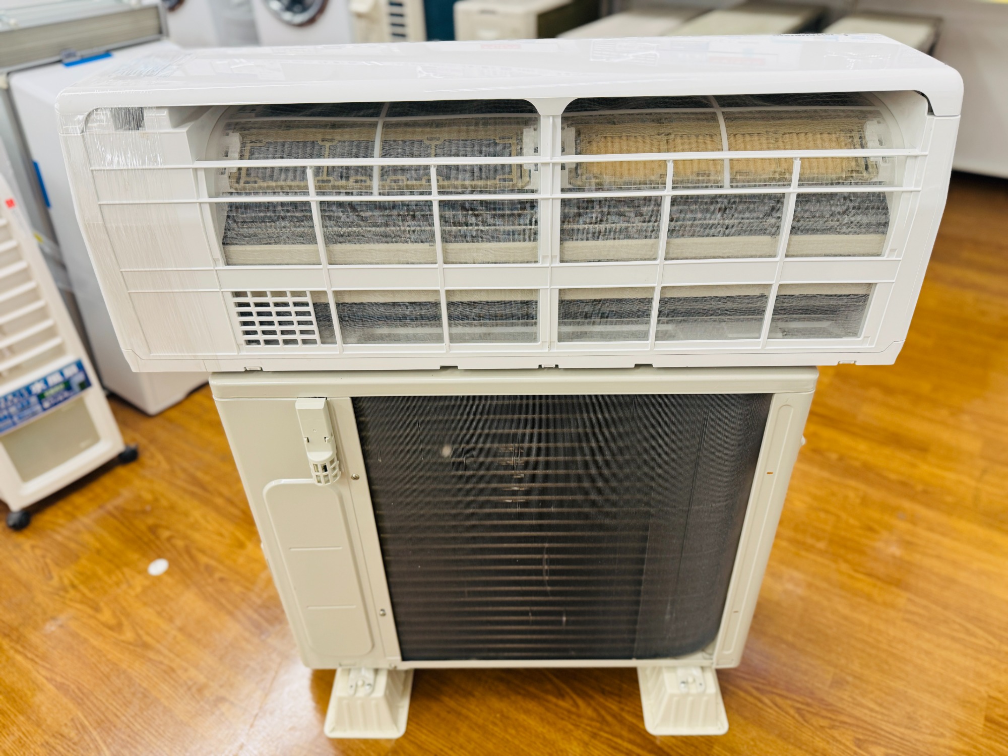 トレファク神戸新長田】DAIKINの2018年製エアコン入荷しました！!!