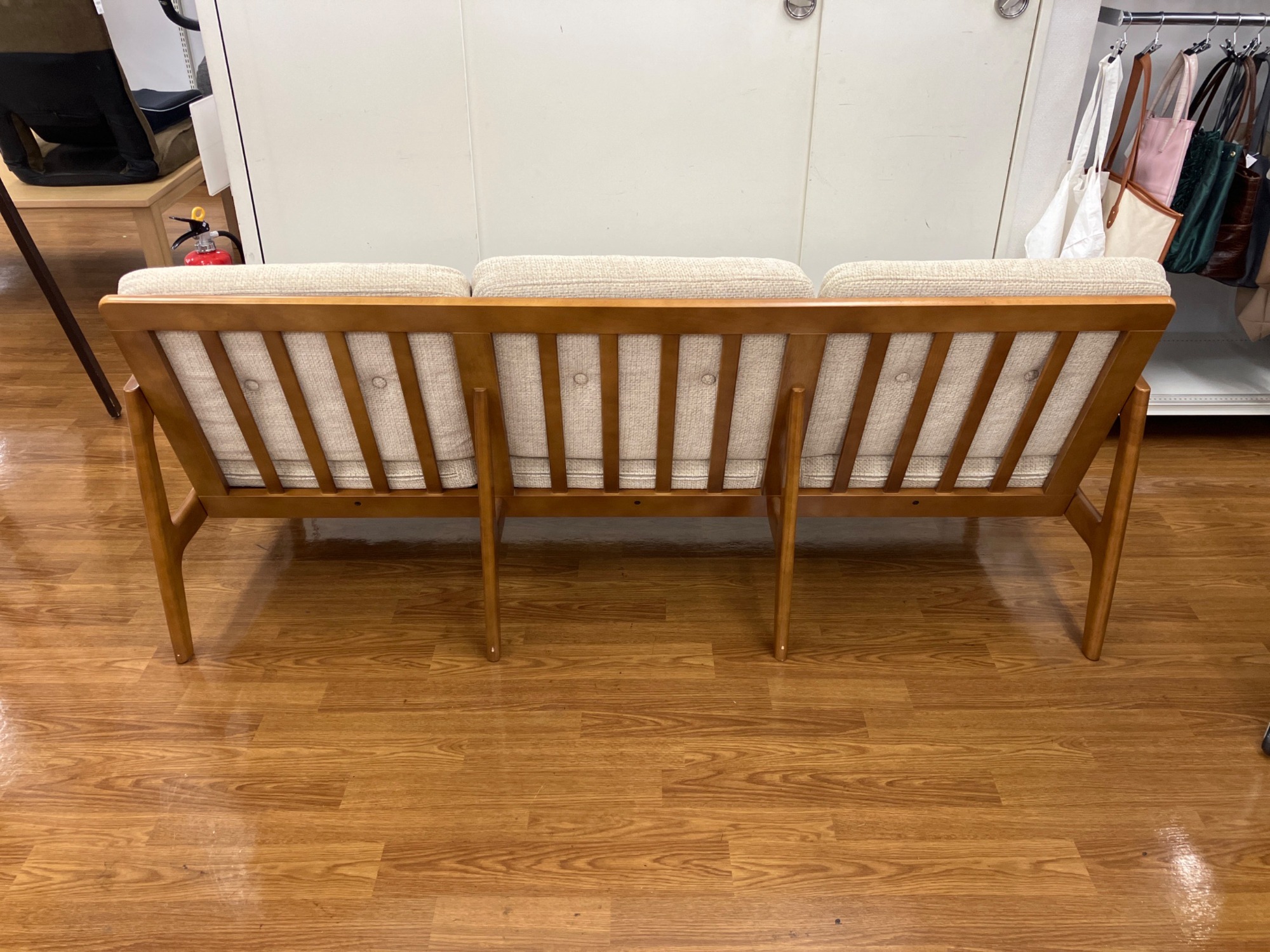 カリモク60】最高級の三人掛けソファーのご紹介です！！！｜2025年08月  