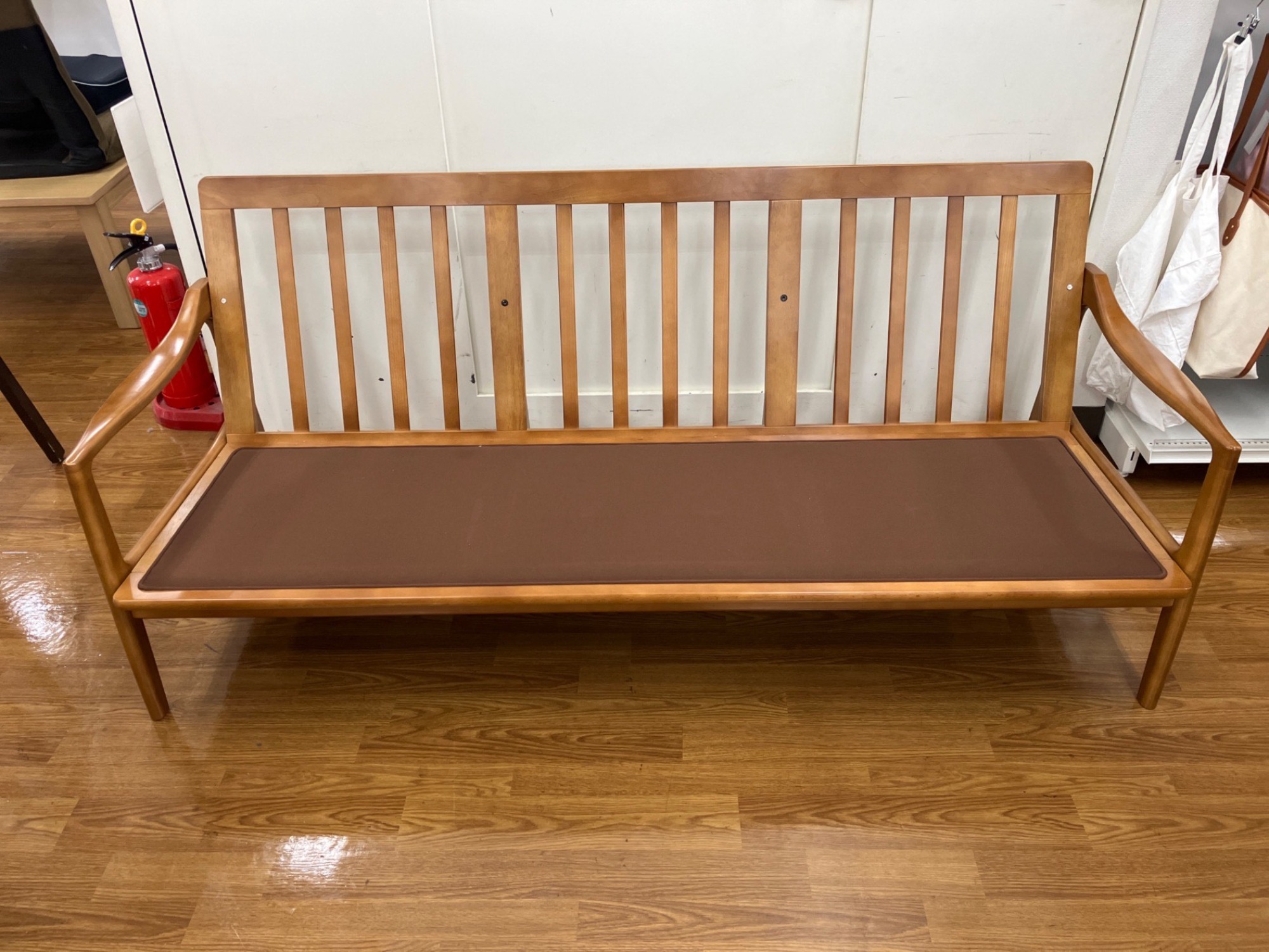 カリモク60】最高級の三人掛けソファーのご紹介です！！！｜2025年08月  