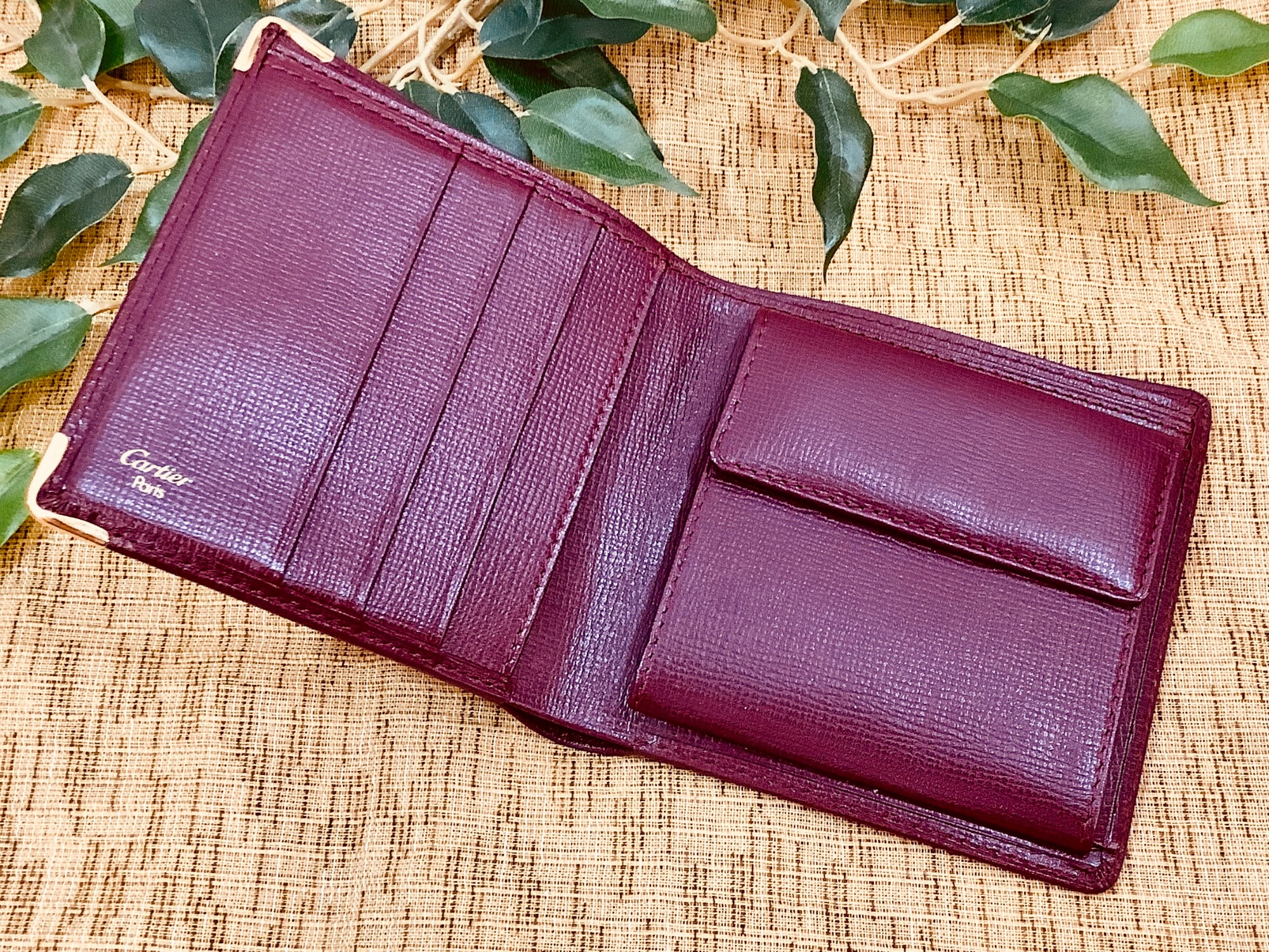 Cartier♡カルティエマストラインマネークリップ二つ折財布 楽天市場】カルティエ マネークリップ付き二つ折り財布 マスト