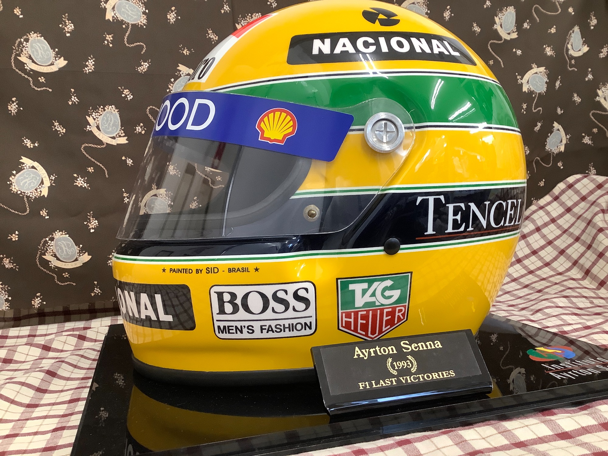 お値下げ中！！アイルトン・セナの1/1スケールミニチュアヘルメットの