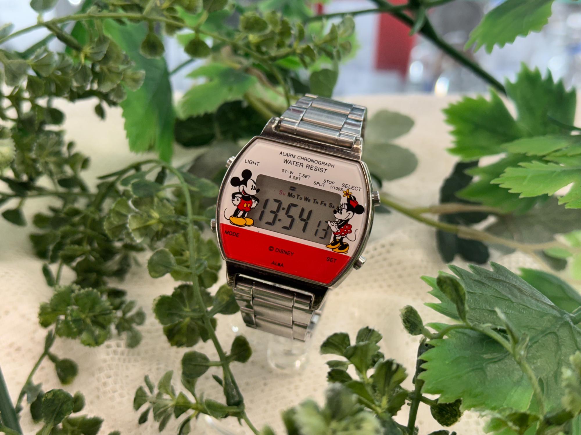 SEIKO ALBA × Disney】ミッキー＆ミニーがいつも腕時計からあなたを