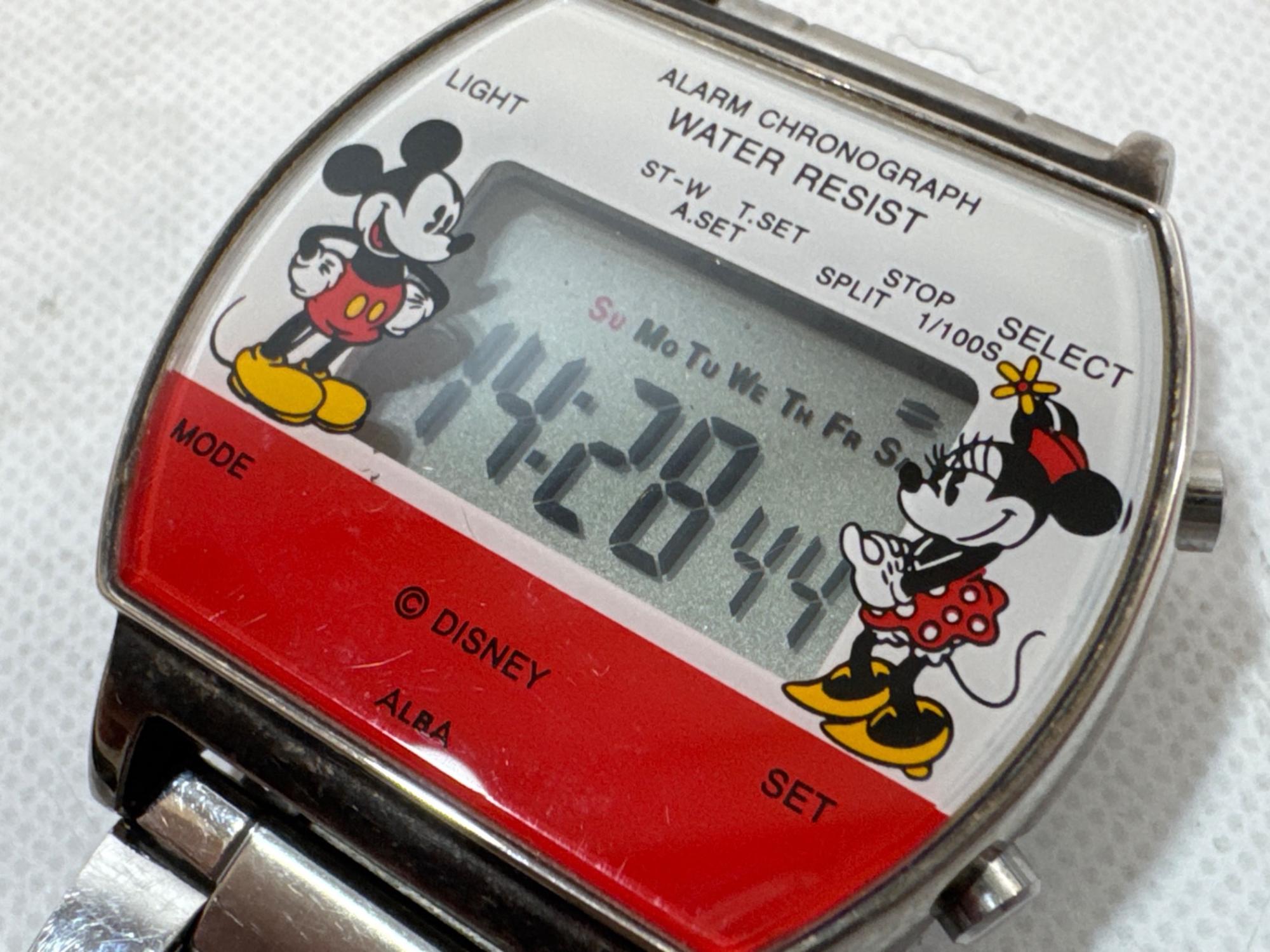 【新品】ミッキ&ミニーの腕時計　ALBA  5気圧防水 SEIKO ALBA × Disney】ミッキー＆ミニーがいつも腕時計からあなたを