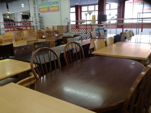 家具・インテリアの食器棚